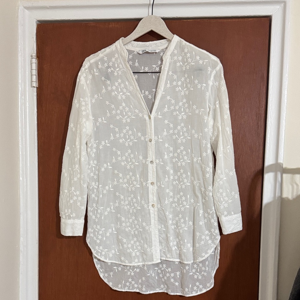 Zara Ivory Floral Embroidered Blouse
